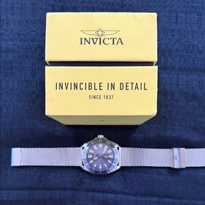 Invicta Silver Watch with adjustable Mesh Band